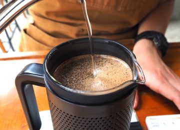 コーヒー蒸らし フレンチプレスで美味しく淹れるコツ