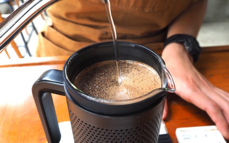 コーヒー蒸らし フレンチプレスで美味しく淹れるコツ