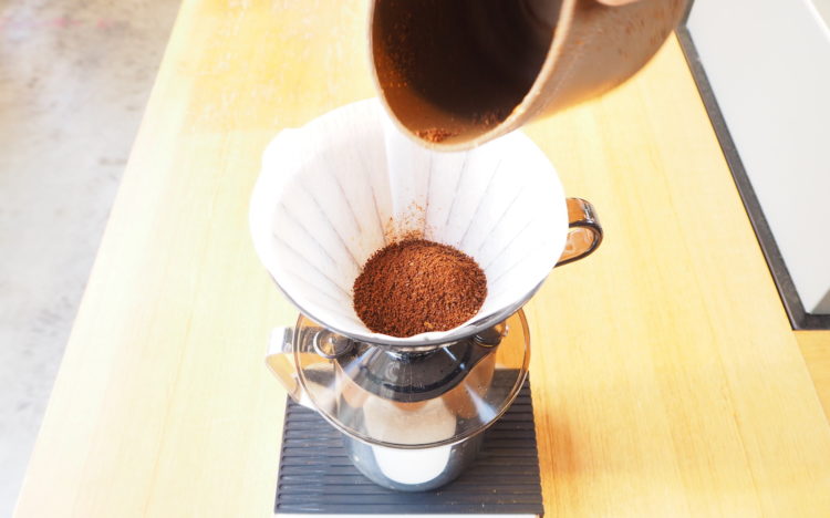 ハンドドリップ式コーヒー おいしい淹れ方 道具 豆量 温度 コツを徹底解説 The Coffeeshop ザ コーヒーショップ