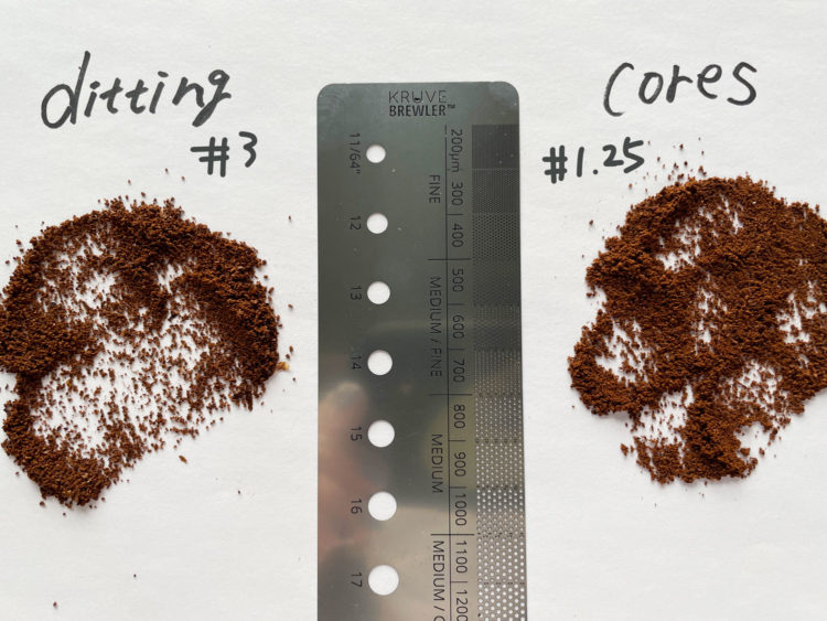 プロ用とガチ比較！電動コーヒーグラインダー【cores CONE GRINDER C330】 の性能を調査