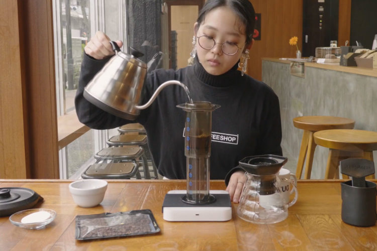 エアロプレス/インバート式（逆さ）の淹れ方を動画でご紹介｜THE COFFEESHOP《Brew Timer》