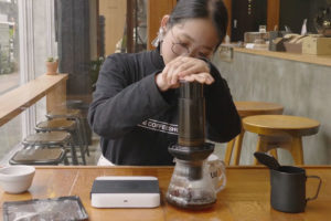 エアロプレス/インバート式（逆さ）の淹れ方を動画でご紹介｜THE COFFEESHOP《Brew Timer》