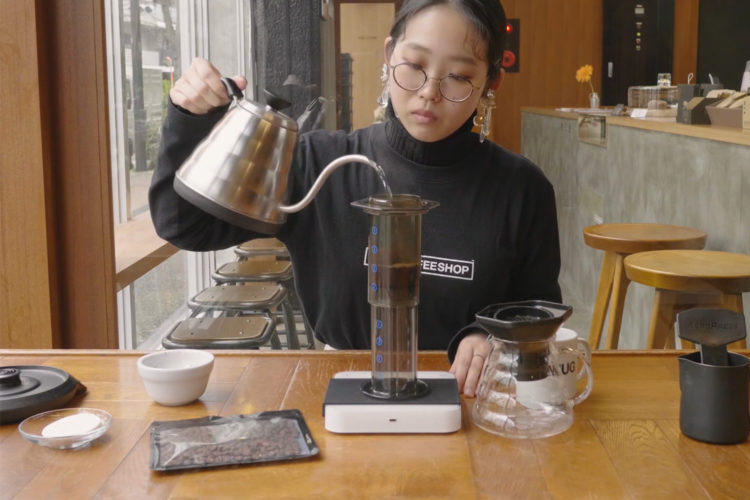 AeroPressの抽出｜インバート式とスタンダード式で変わるコーヒーの味わいを検証