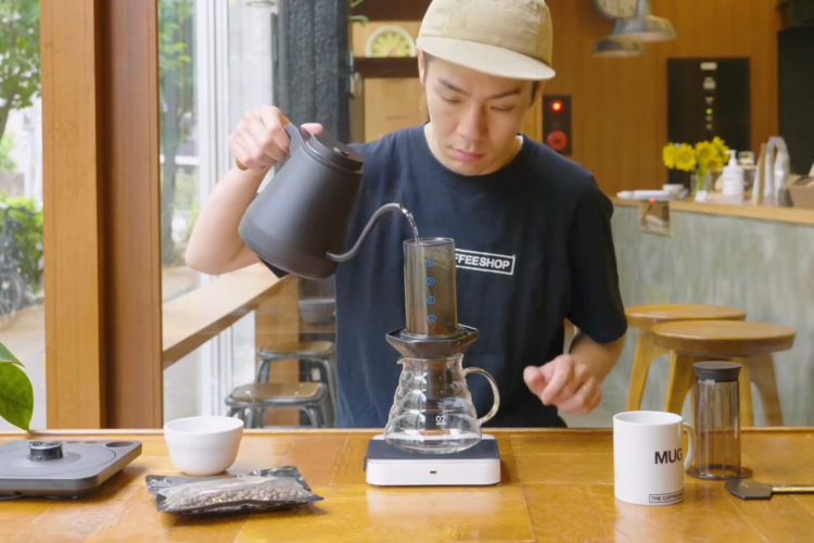 AeroPressの抽出｜インバート式とスタンダード式で変わるコーヒーの味わいを検証