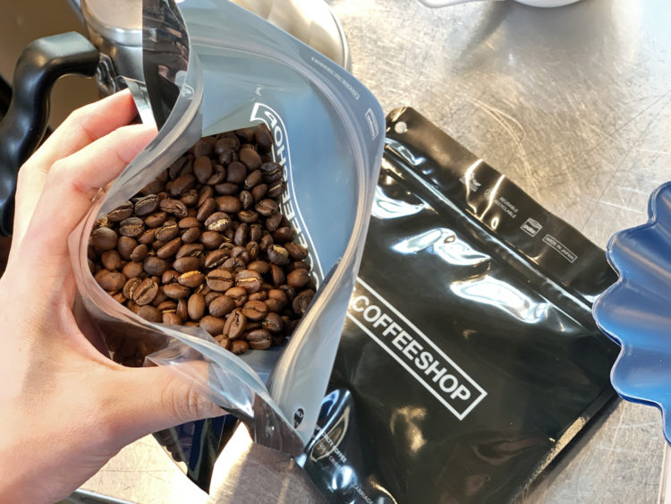 最強のコーヒー豆保存容器『COFFEE BEANS BAG [pake]』