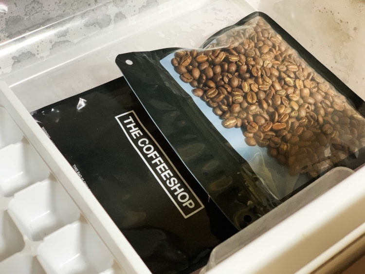 最強のコーヒー豆保存容器『COFFEE BEANS BAG [pake]』