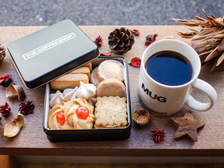 THE COFFEESHOPのスペシャルティコーヒーとオリジナルクッキー缶のクリスマスギフトボックス。12/11までご予約受付中！
