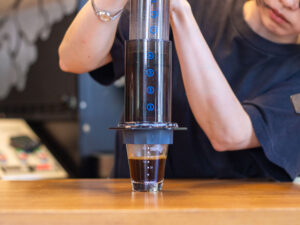 簡単！美味しい！エアロプレス(AeroPress)でエスプレッソコーヒーを作ってみよう！