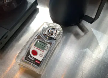 コーヒーの『TDS』と『収率』とは？プロが教える 美味しさへの科学的アプローチ！｜美味しいコーヒーの淹れ方 講座 No.2