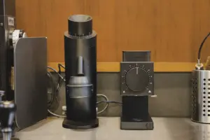 【コーヒー豆、ちゃんと挽けてますか？】コーヒーグラインダー（ミル）は消耗品！？適切な買い換え時期をお教えします。