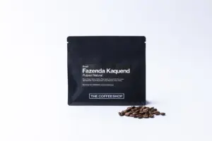 まるでココアのようなスムースな質感と甘さ。カルモデミナスの名門農園！｜Brazil / Fazenda Kaquend PN 発売中！